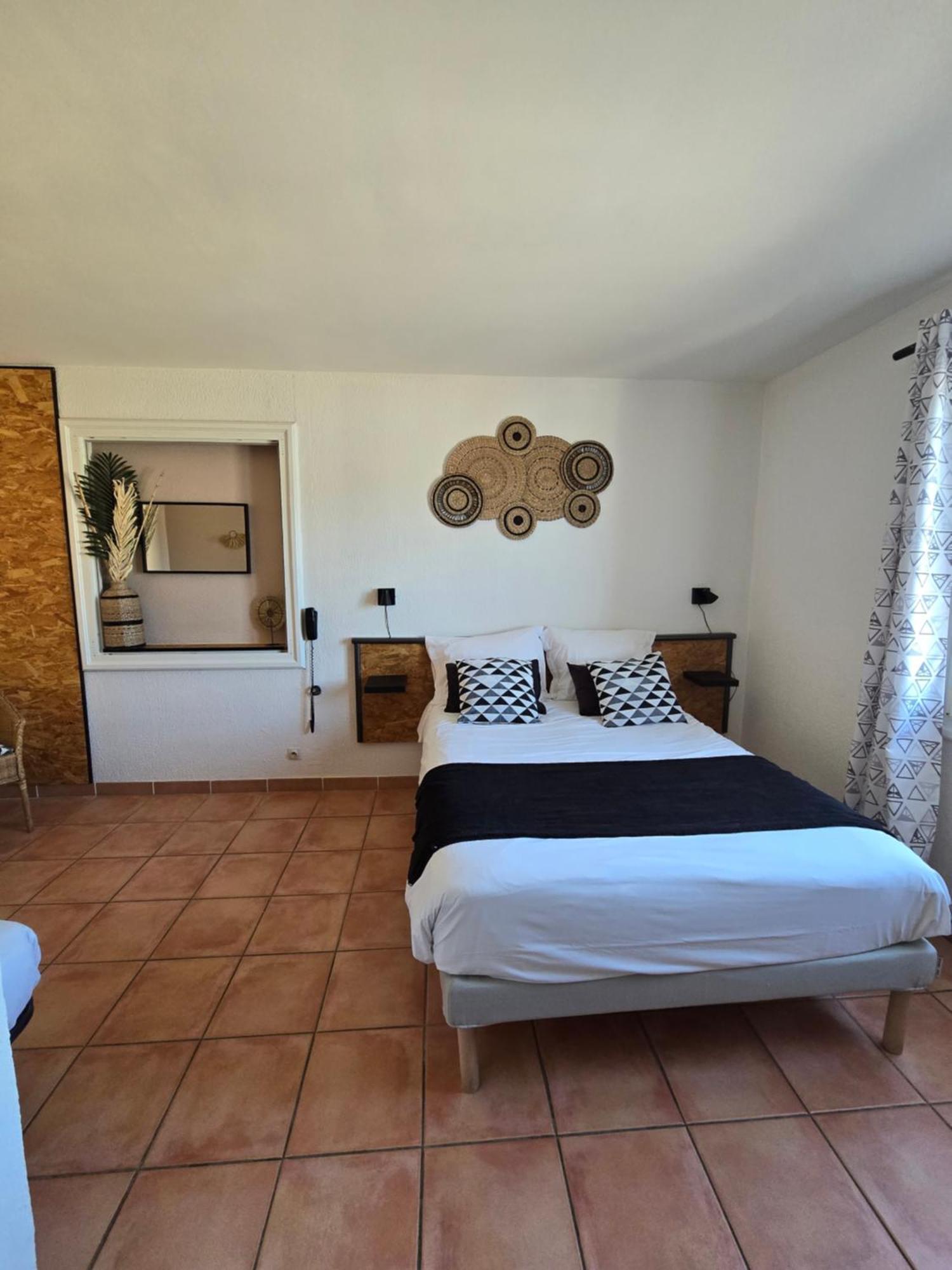 Hotel Chanteplage Saint-Cyr-sur-Mer Buitenkant foto