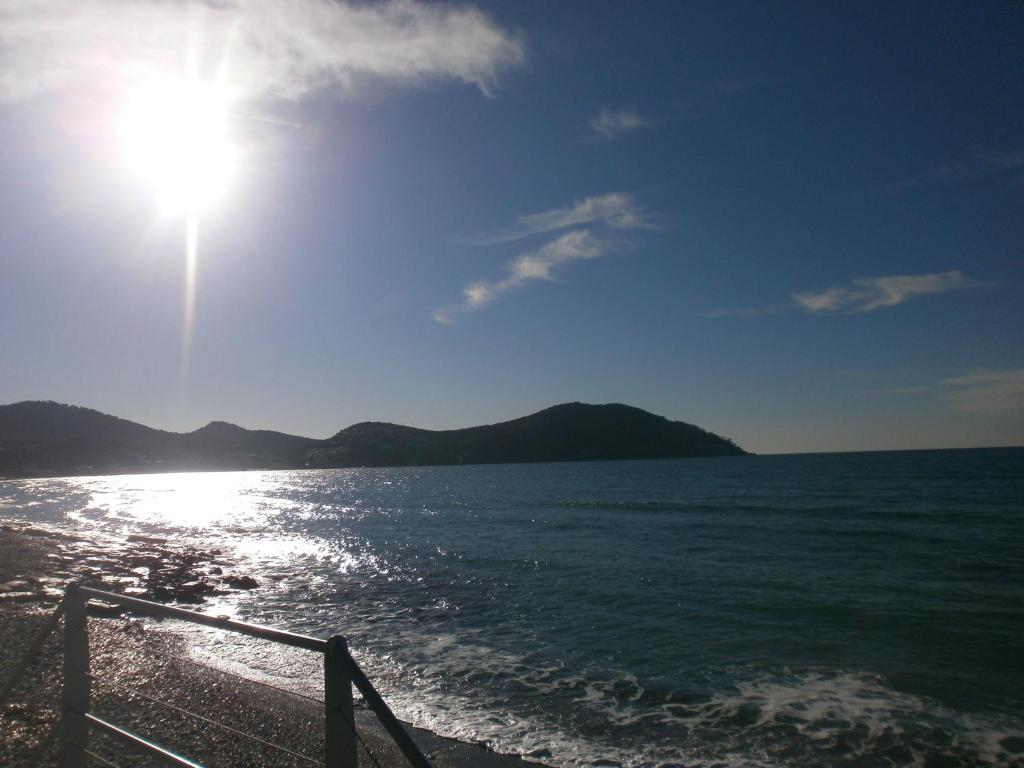 Hotel Chanteplage Saint-Cyr-sur-Mer Buitenkant foto